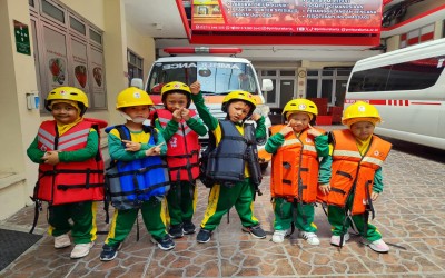 Outing Class  di PMI Kota Surakarta