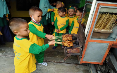 PUNCAK TEMA: MENGENAL BAHAYA DAN MANFAAT API